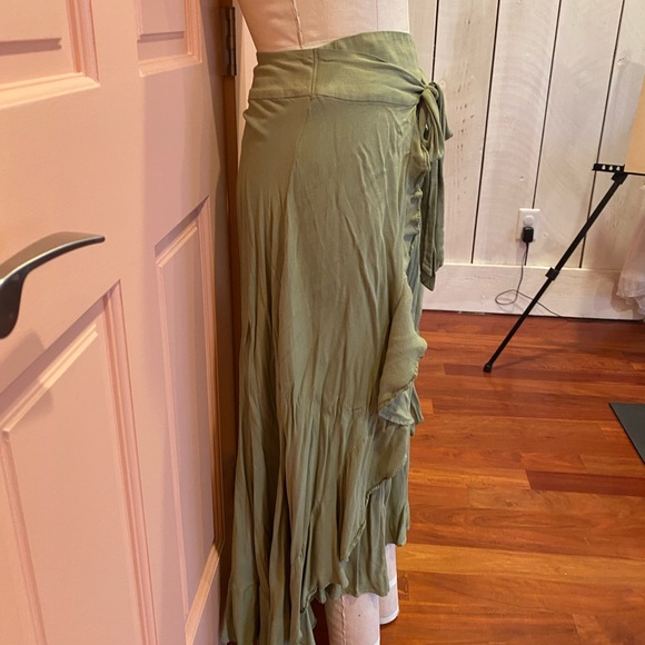 Free People boho pants sage green - Picture 2 of 4